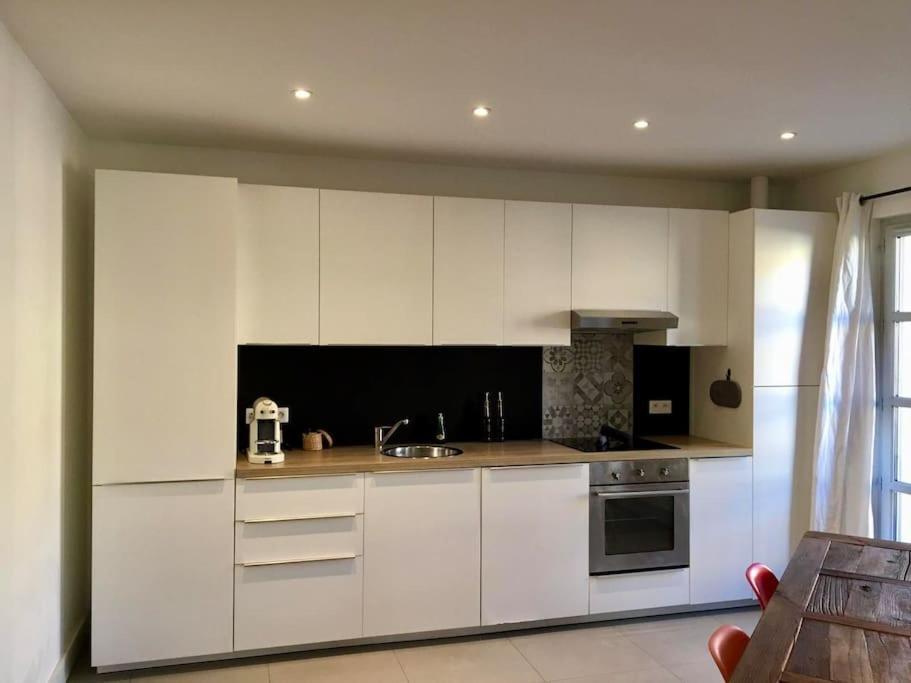 "Euzet" Joli Appartement A 2 Pas Du Centre Ville Sète Exteriör bild
